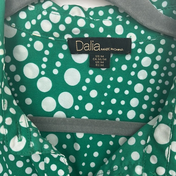Green and white polka dot blouse - Picture 2 of 7